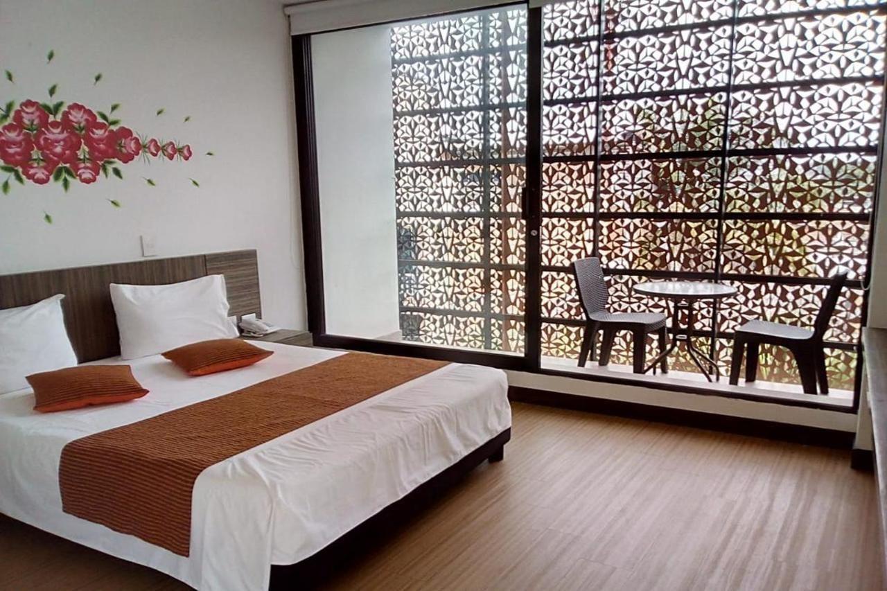 Suite Sumapaz Hotel Melgar Exteriör bild